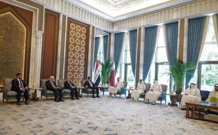 رئيس الوزراء وأمير قطر يؤكدان أهمية اعتماد الحوار والدبلوماسية في معالجة الأزمات