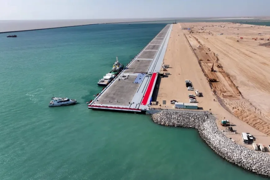 موانئ العراق تكشف ملابسات سقوط طائرة مسيرة في الفاو وتؤكد استمرار العمل بصورة اعتيادية
