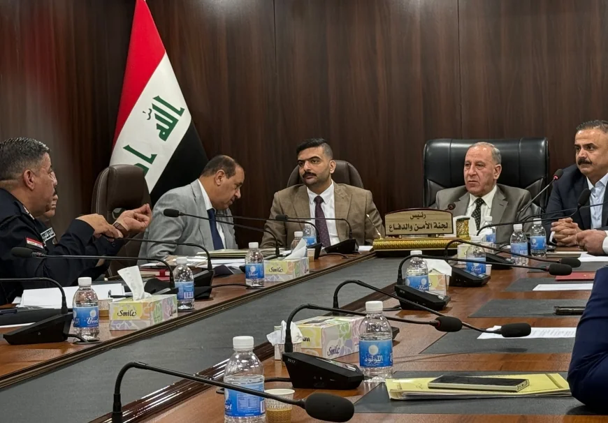 تخفيض سن التقاعد واحتساب الشهادات.. الأمن النيابية تكشف أبرز تعديلات قانون الخدمة والتقاعد