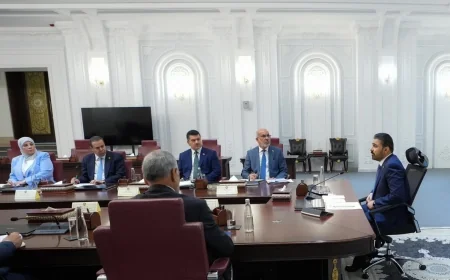 العراق: توجيه حكومي لعمل الشركات النفطية على مدار 24 ساعة لتأمين بدائل مضيق هرمز