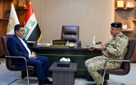 رئيس أمنية البصرة وقائد القوات البحرية يبحثان تأمين السواحل والممرات المائية