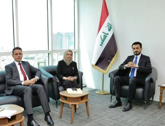 البصرة.. مقترح لربط دوائر ذوي الإعاقة بمنظومة إنترنت موحدة وتدشين تطبيقات رقمية لتسهيل معاملاتهم