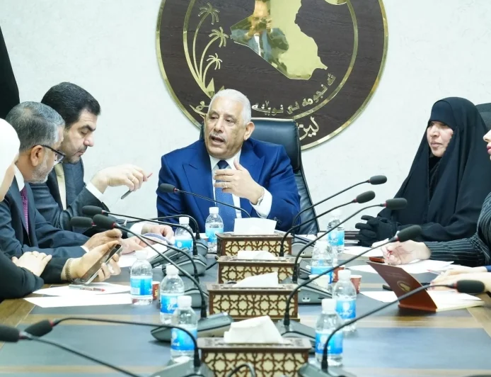 الطاقة النيابية تستدعي وزير الكهرباء الأسبوع المقبل وتبحث صياغة قانون الطاقة المتجددة