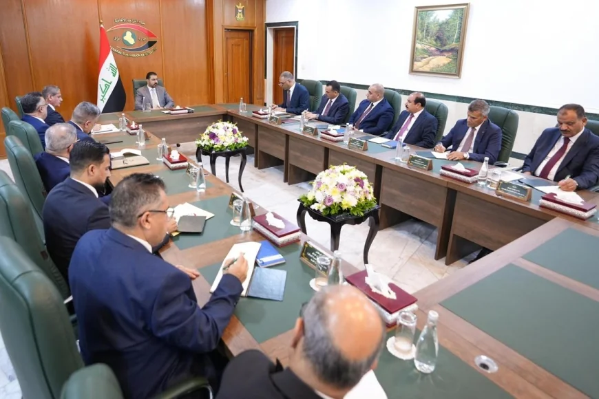 خلال زيارته مقر هيئة النزاهة.. رئيس الوزراء علي فالح الزيدي يوجّه بوأد منظومة الفساد نهائياً وتفعيل قانون مكافأة المخبرين