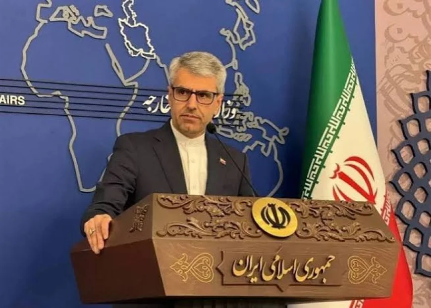 بالتزامن مع إعلان ترامب استئنافها.. إيران تنفي وجود محادثات مع أمريكا وترهن ملف مضيق هرمز بوقف "العدوان"