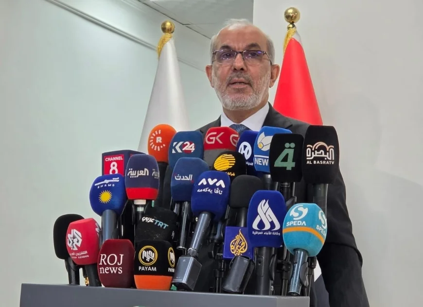 وزير النفط: العراق ينتج 2.7 مليون برميل يومياً ونعمل على إنهاء ملف الغاز المحروق وتنويع منافذ التصدير