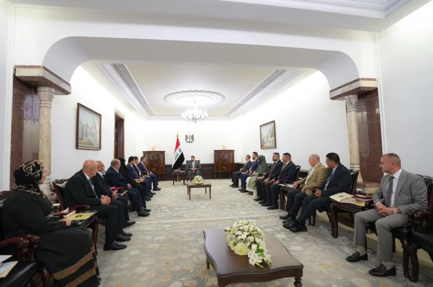الزيدي يعلن عزم الحكومة إرسال قانون الحشد الشعبي للبرلمان وكتلة "بدر" تؤكد دعمها لخطوات حصر السلاح