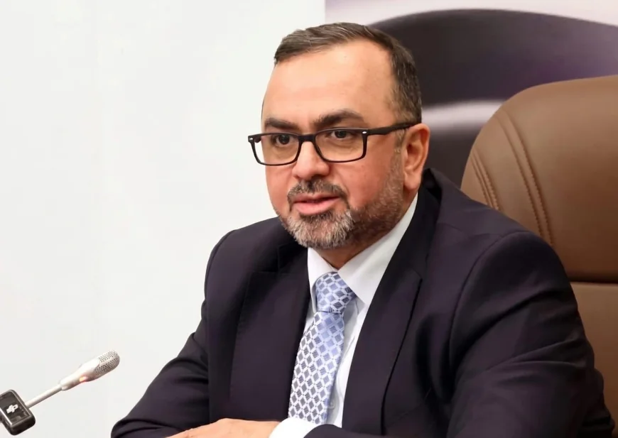 وزير الصحة يعلن انطلاق نظام الضمان الصحي في النجف وكربلاء والبصرة