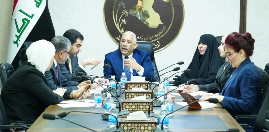 الطاقة النيابية تستدعي وزير الكهرباء الأسبوع المقبل وتبحث صياغة قانون الطاقة المتجددة