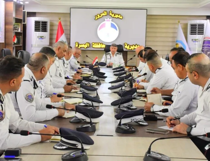 مدير المرور العام يوجه من البصرة بخطة شاملة للحد من الحوادث وفك الاختناقات المرورية