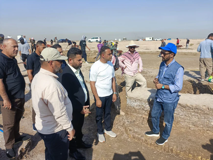 النائب الإداري لمحافظ البصرة يجري زيارة ميدانية لمتابعة أعمال التنقيب في مقاطعة 52 الشعيبة الشرقية