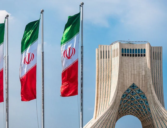 الخارجية الإيرانية تبدي استعدادها لرعاية محادثات يمنية سعودية وتؤكد استمرار تبادل الرسائل مع واشنطن