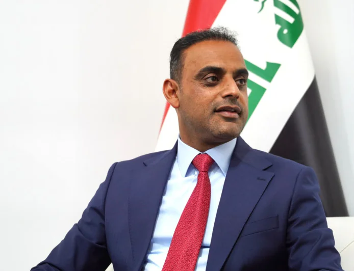 النائب الإداري لمحافظ البصرة يوضح آلية تنسيب عقود الشباب والرياضة وموقف القطاع النفطي البصرة