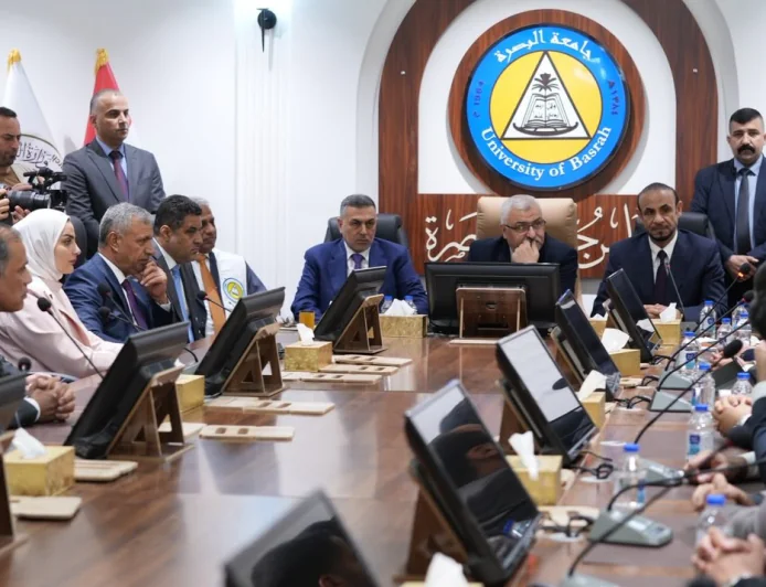 العيداني ووزير التعليم يجتمعان بممثلي طلبة كلية الطب في البصرة لمناقشة مطالبهم