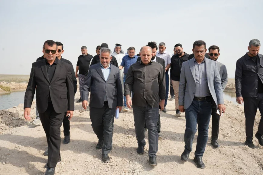 رئيس مجلس محافظة البصرة خلف البدران  يتفقد معالجة اللسان الملحي في أهوار الحمار الشرقية