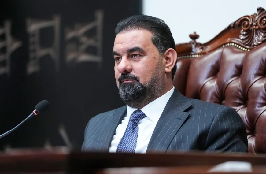 رئيس مجلس النواب يعلن دعمه لإجراءات الحكومة في حماية السلم الأهلي وحصر السلاح