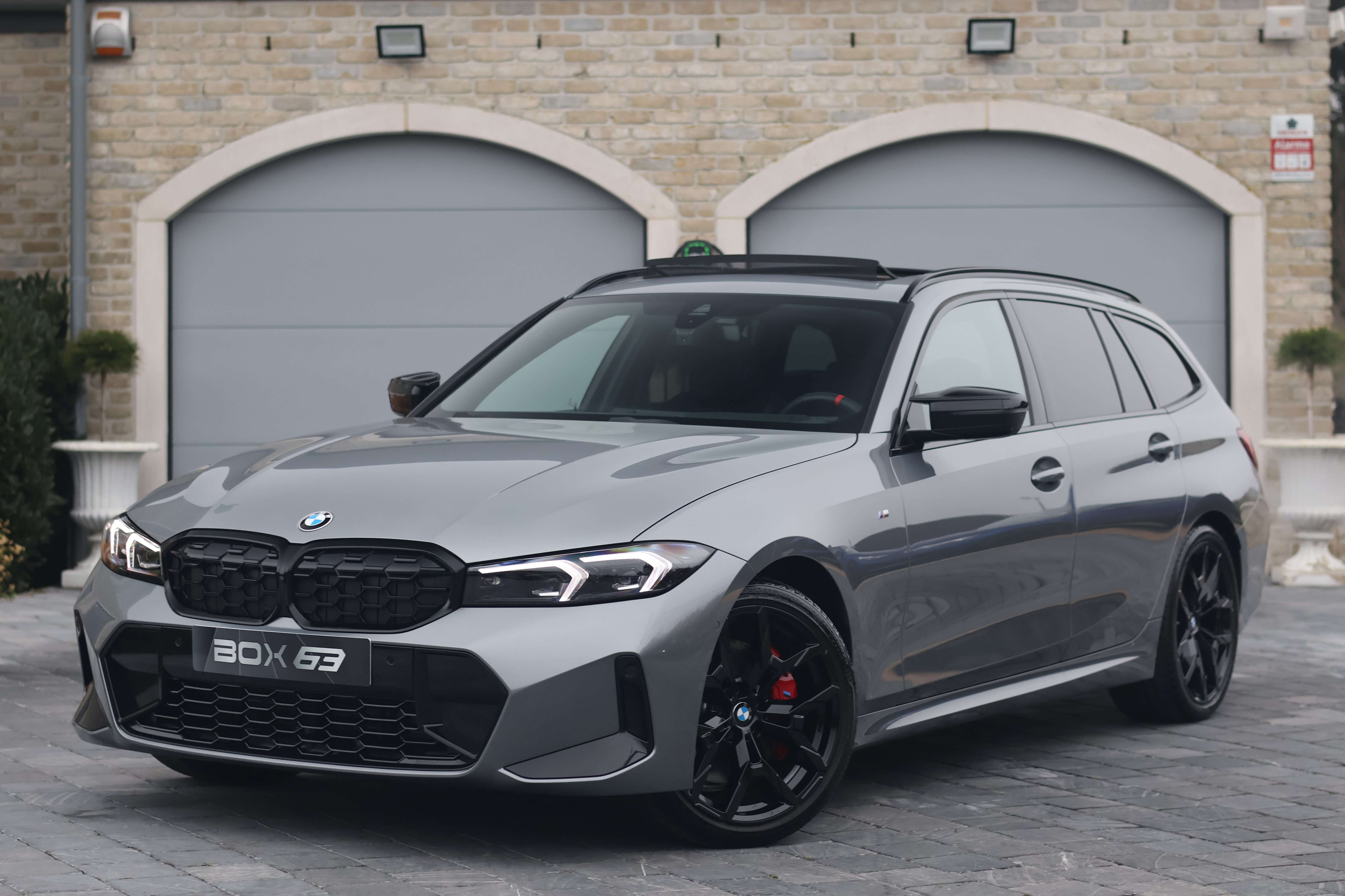 BMW 340 - image 1