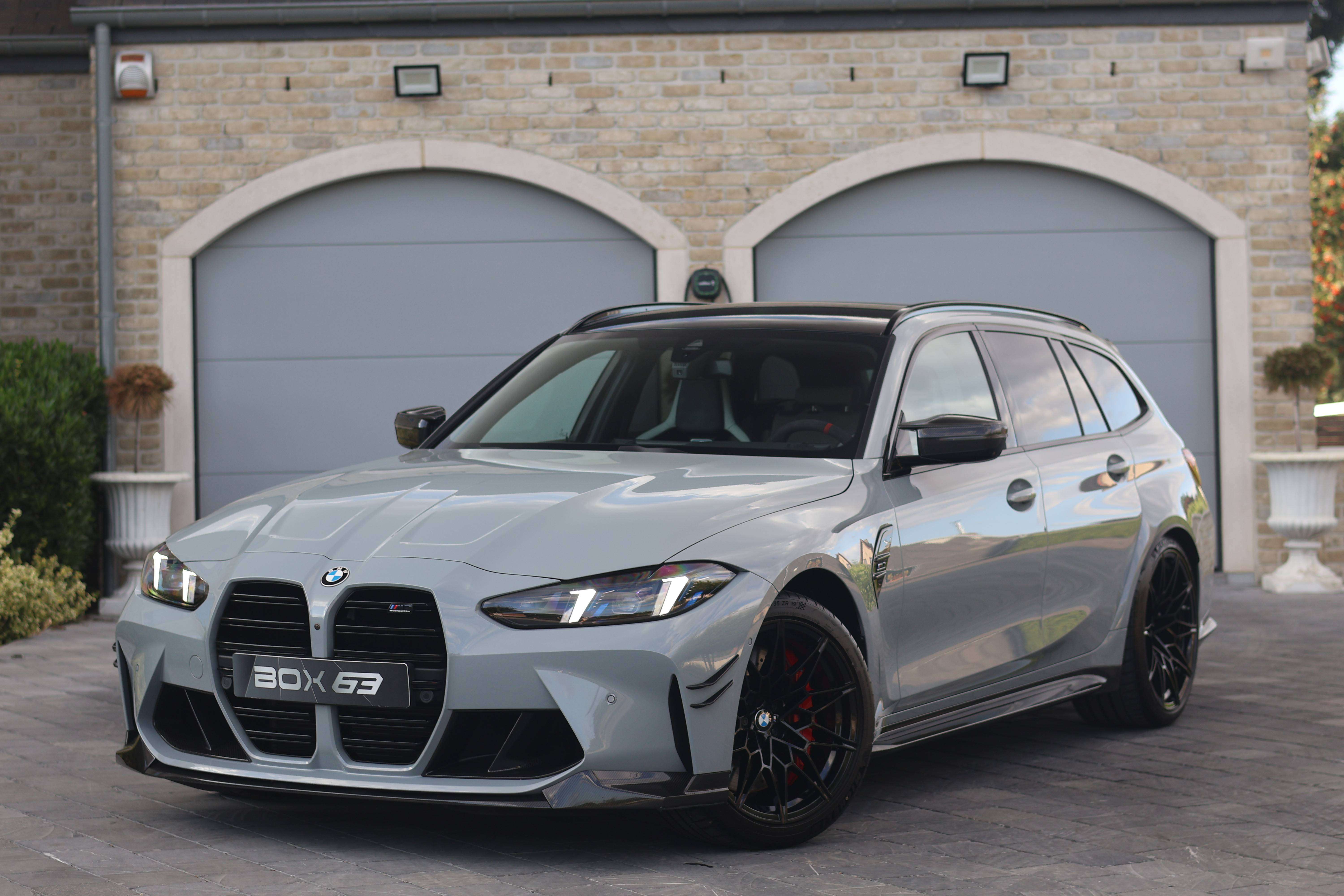 BMW M3 - image 1