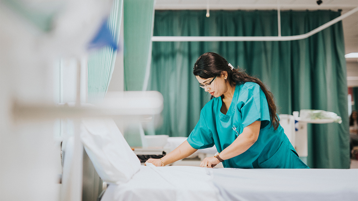linens-clean-hospital-healthcare-robes