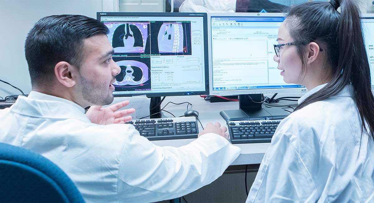 Doctors having a conversation