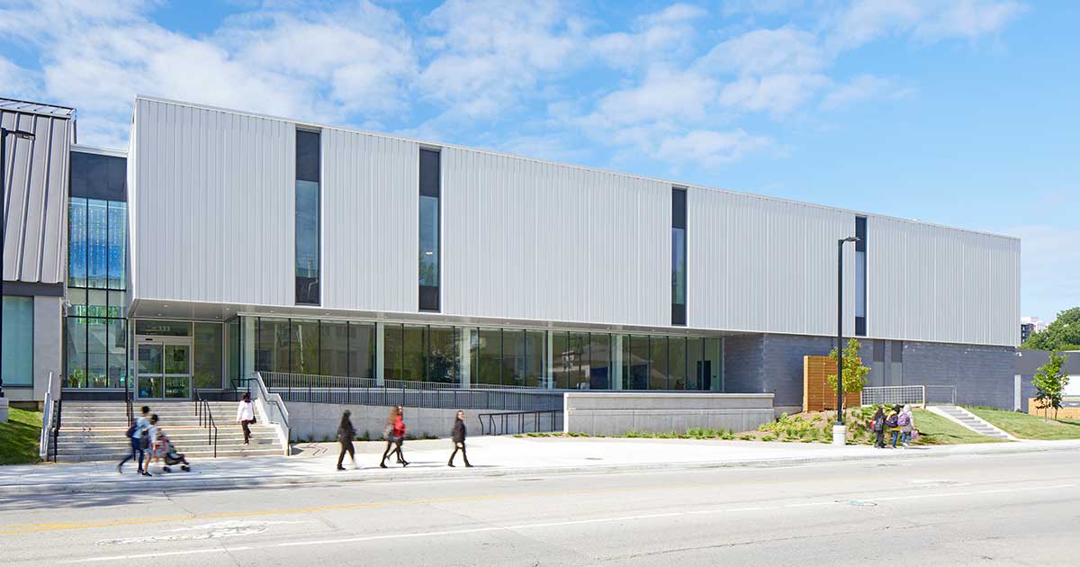 Building constructed by Graham