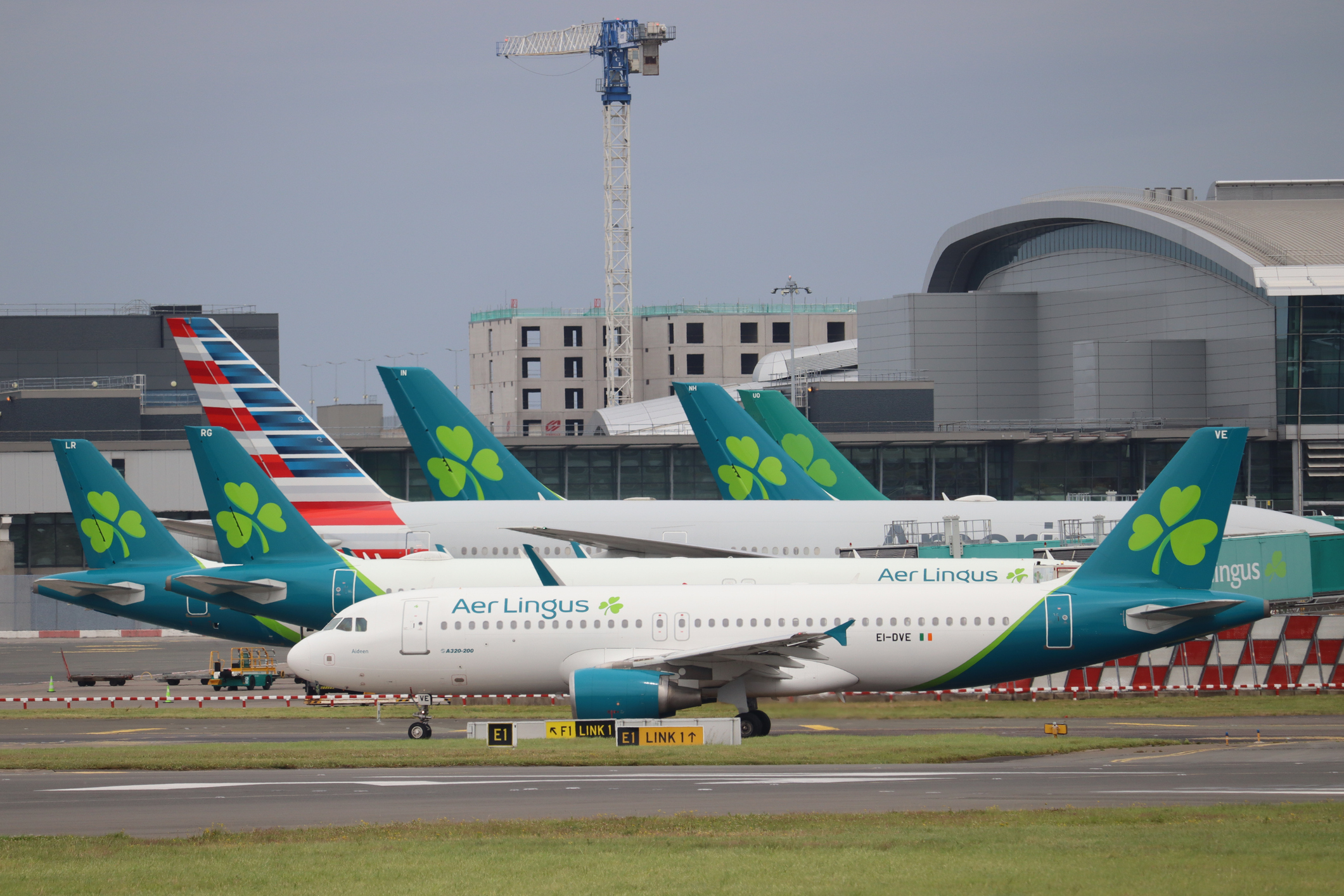 Aer Lingus plane Dublin Airport