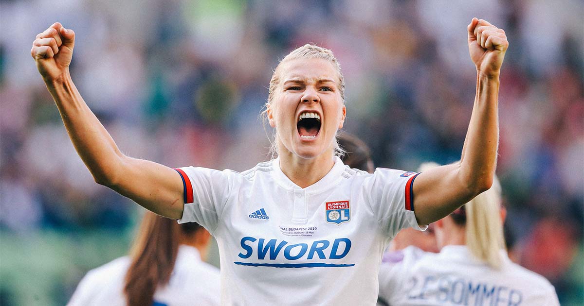 female soccer player gist