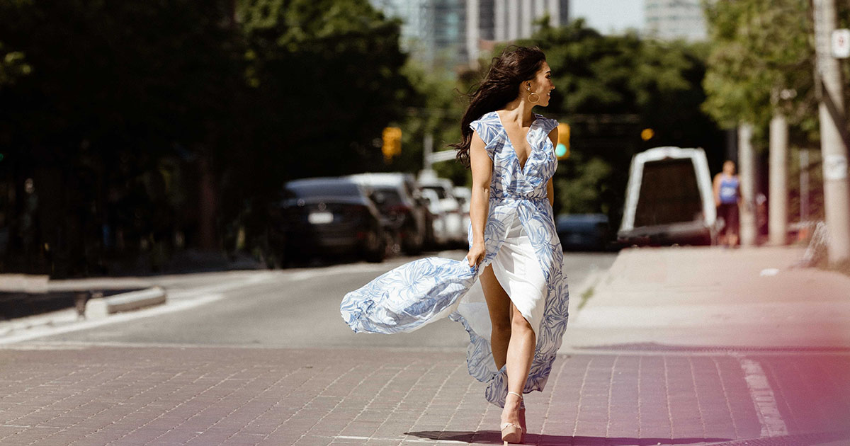 woman walking downtown toronto