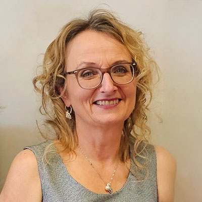 Christina Christen, TNBC-Diagnose 2004: Präsidentin der Patientinnenorganisation EUROPA DONNA Schweiz, Gründerin Tavola Rosa ZH, Leiterin von Tavola Rosa Zürich (Stammtische für Frauen mit Brustkrebs)