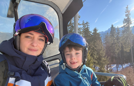 Antonia und ihr Sohn Leo beim Wintertreffen der ÖHG