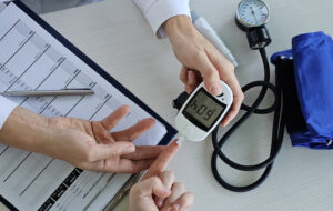Blood pressure and blood sugar measurement during a medical checkup
