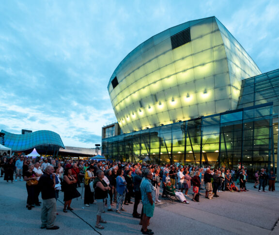 Kulturbezirk MuseumNÖ Festspielhaus