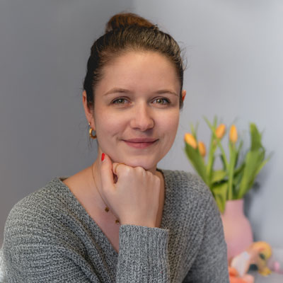 Sabrina Wolf (Personalreferentin, Autorin, Content Creatorin & Entspannungstrainerin)