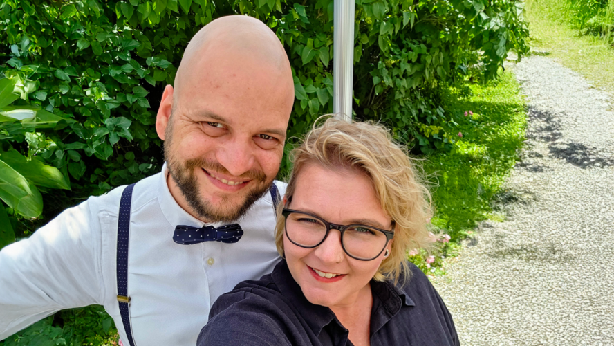 Sarah und Jonas Engel, Podcast „Gehirnsturm – der Epilepsiepodcast“