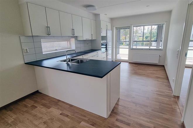 64 kvm hyreslägenhet