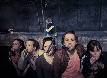 Ensemblet i Sjuk ungdom i 2011.