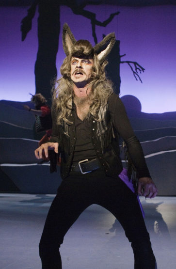 Som sjølvaste Rockeulven på Trøndelag Teater i 2011, ei rolle han også spelte på Nationaltheatret. Foto: GT Nergaard