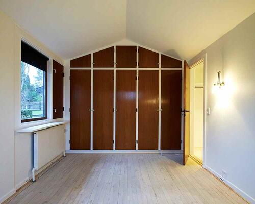 Flot villa med pool i roligt område