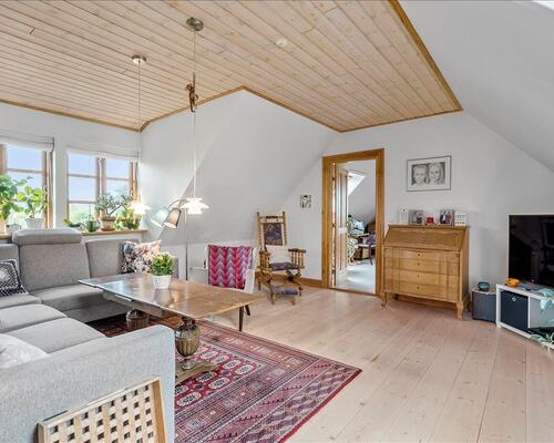8 værelses hus i Regstrup