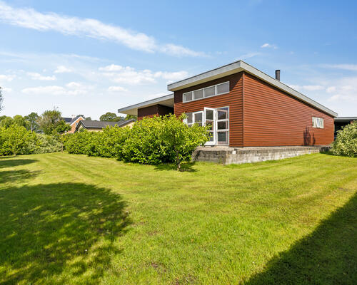 Moderne villa i naturskønt og familievenligt område, Stouby