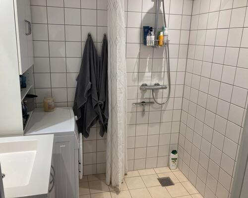 Delevenlig lejlighed tæt ved Uni
