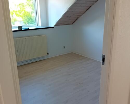 Dejlig nyistandsat lejlighed