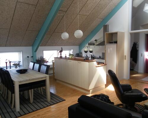 4-Værelses Penthouse Med Udsigt Over Vandet