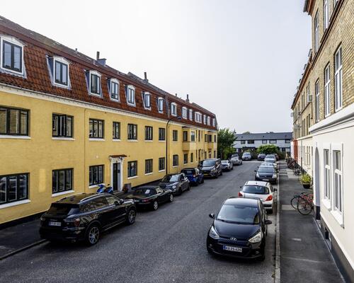 Nyistandsat lejlighed | Charlottenlund