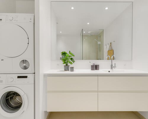 The Residence CPH - Moderne lejebolig med 2 soveværelser og stor altan
