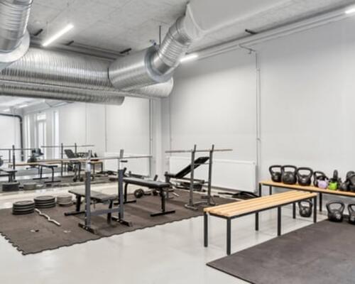 Studiebolig med adgang til fitness og biograf