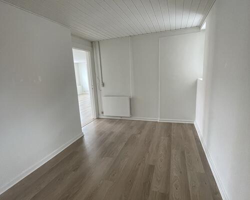 Stor lejlighed i charmerende ejendom i Rudkøbing centrum