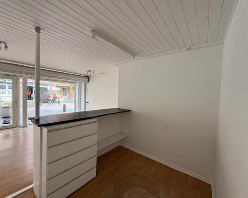 Butik til leje i Grindsted Centrum. 82m2 + 82m2 kl