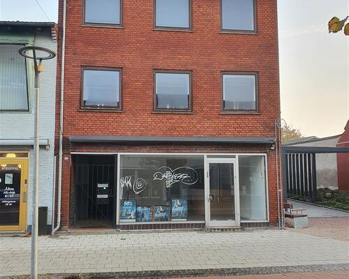 Gennem moderniseret centralbeliggende lejlighed i Vordingborg