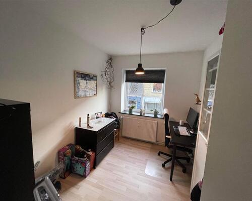 Gennem moderniseret centralbeliggende lejlighed i Vordingborg